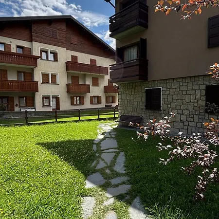 Nigritella - Centrale, A 650mt Da Terme Lejlighed Bormio